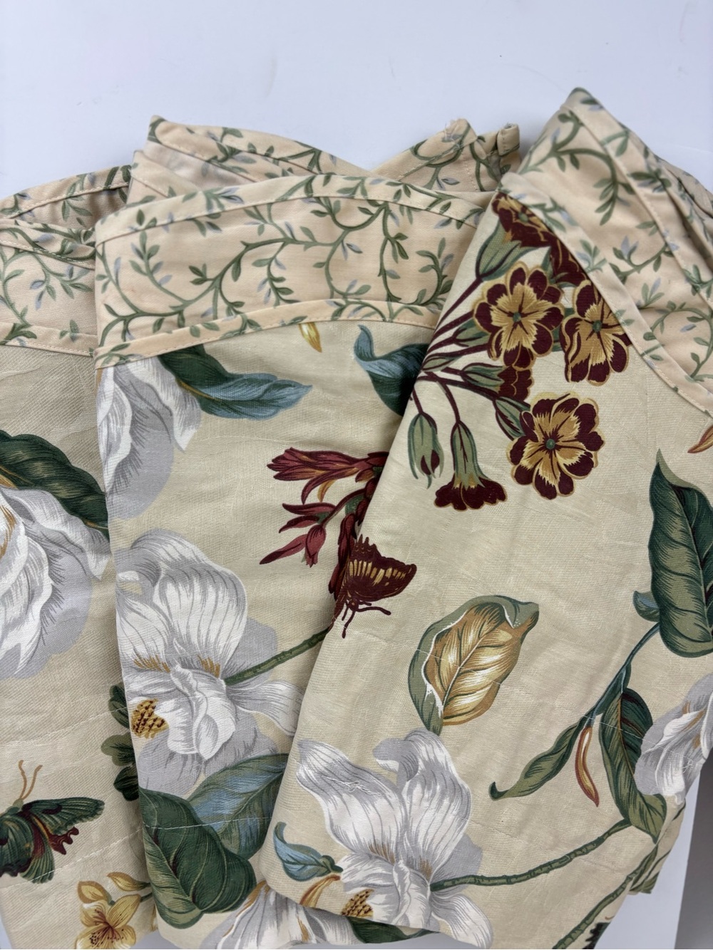 Waverly Williamsburg/Garden Images/Parchment Magnolias/Floral Valances(3)